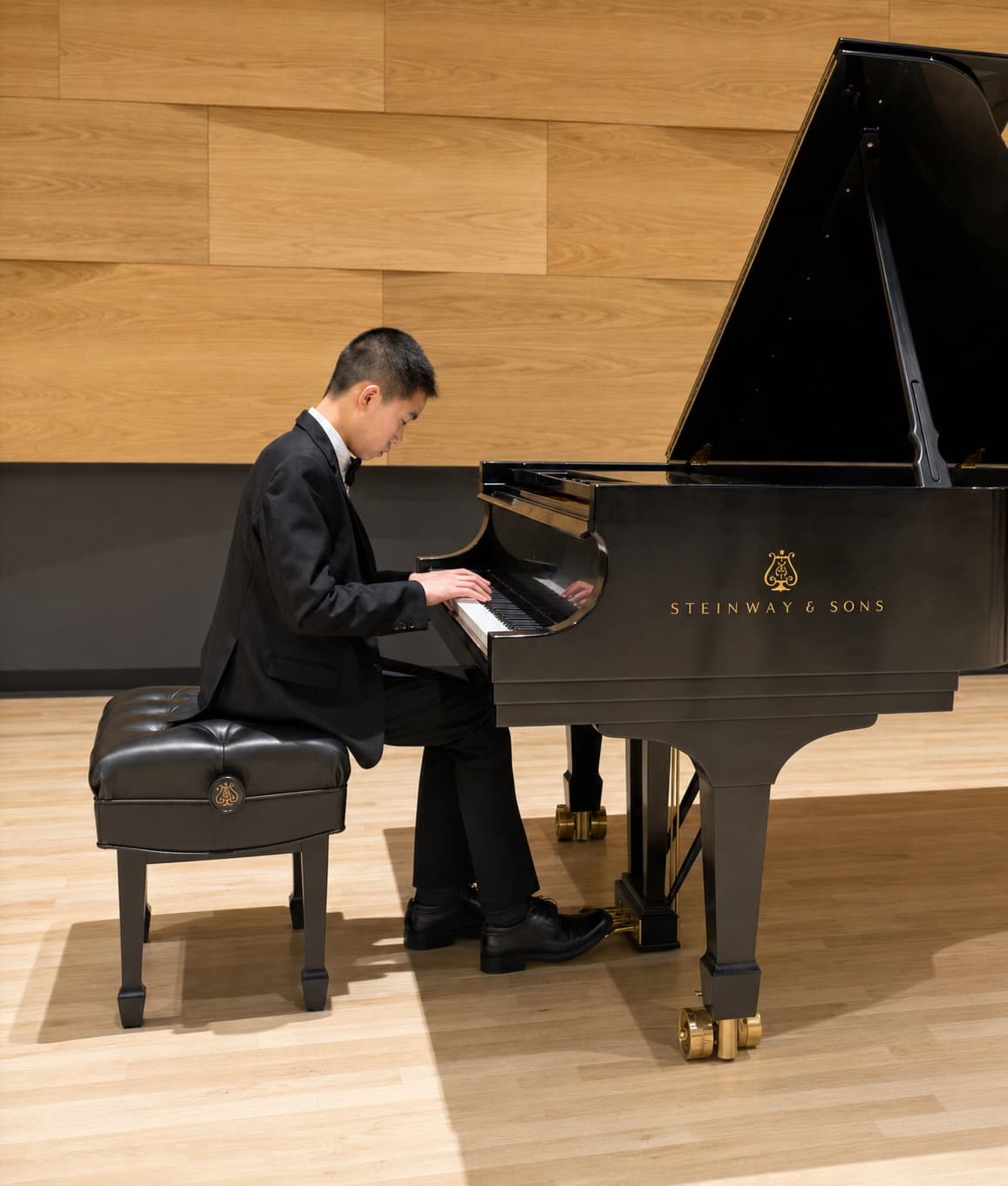 Andrew Y. Lu